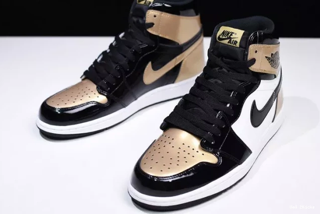 861428-007 Jordan Flexible Air 1 283 Gold Metallic 0822